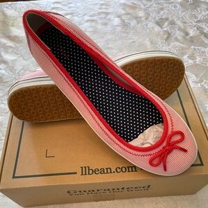 L.L. Bean New Women’s Red and White Stripped Canvas Shoes Size 9 with Box